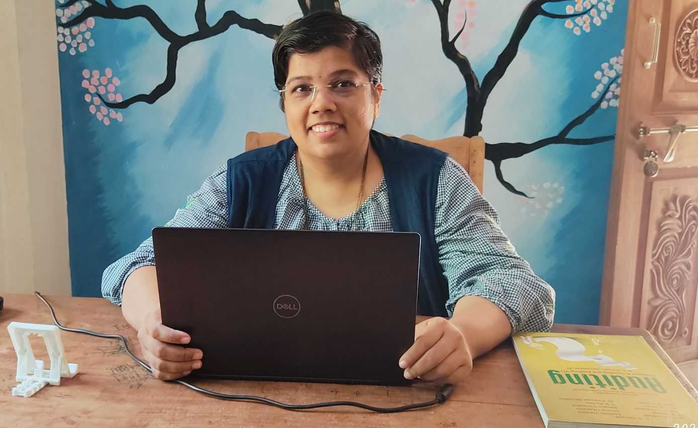 Dr. Sumedha Naik; Online Classes; Teach Online; Online Teaching; Virtual Classroom