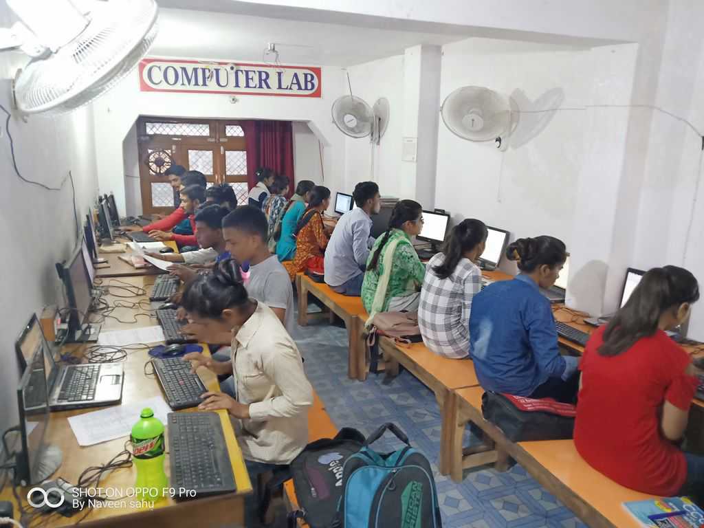 Modern Computers; Online Classes; Teach Online; Online Teaching; Virtual Classroom